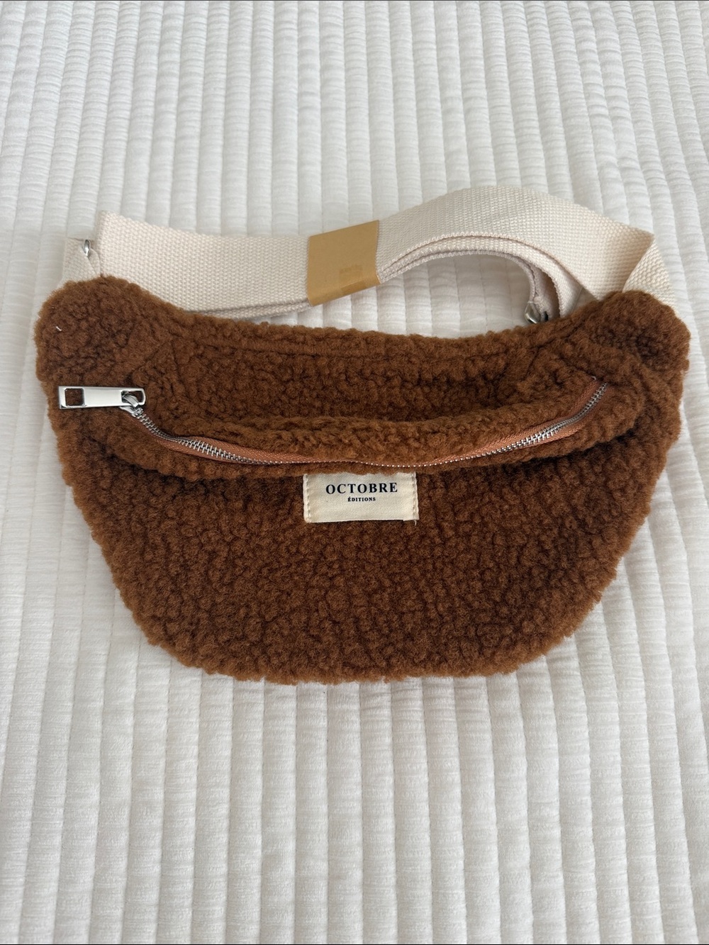 Octobre | Brown Sherpa Belt Bag